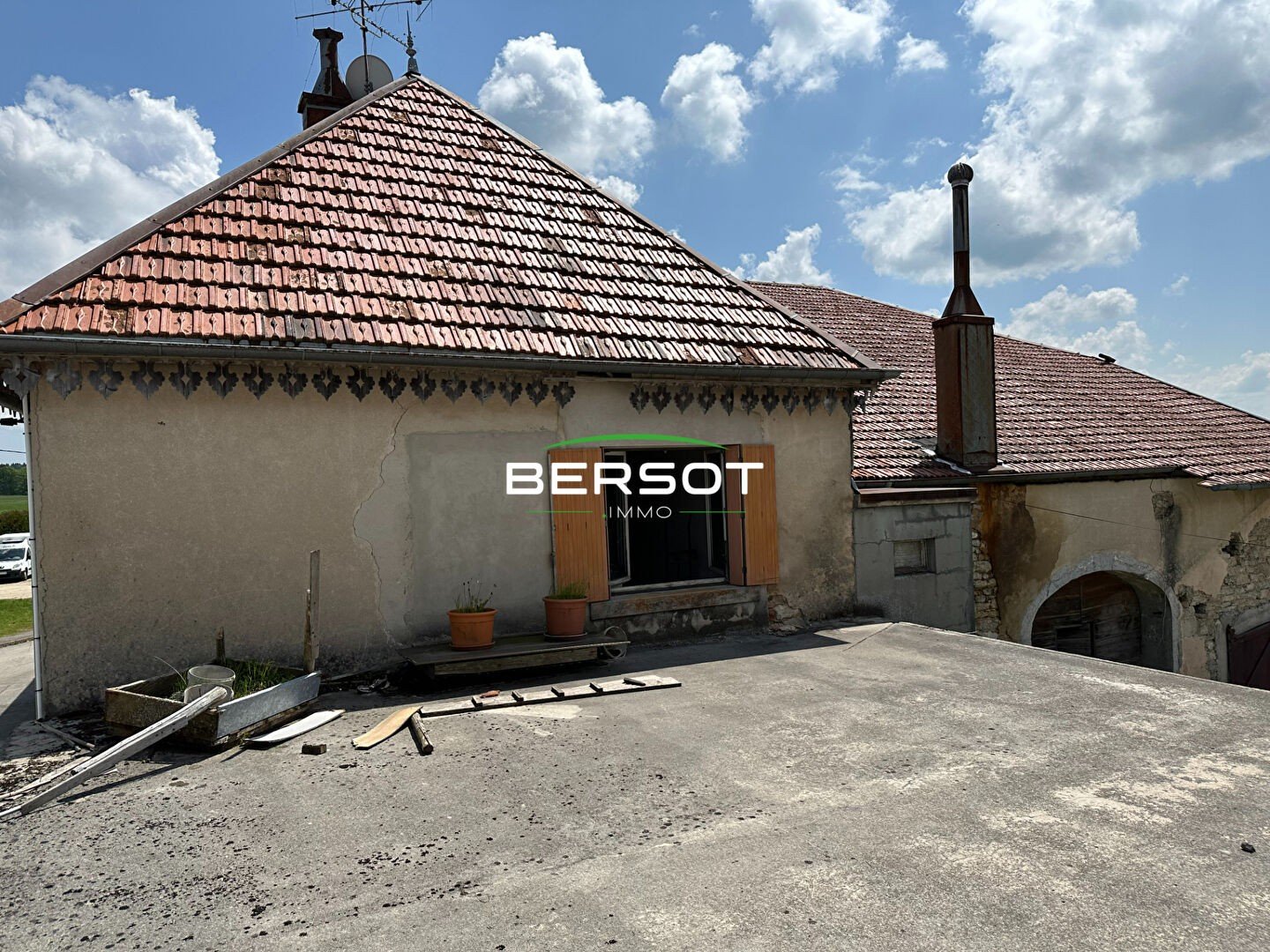 Vente Maison à Pontarlier 11 pièces