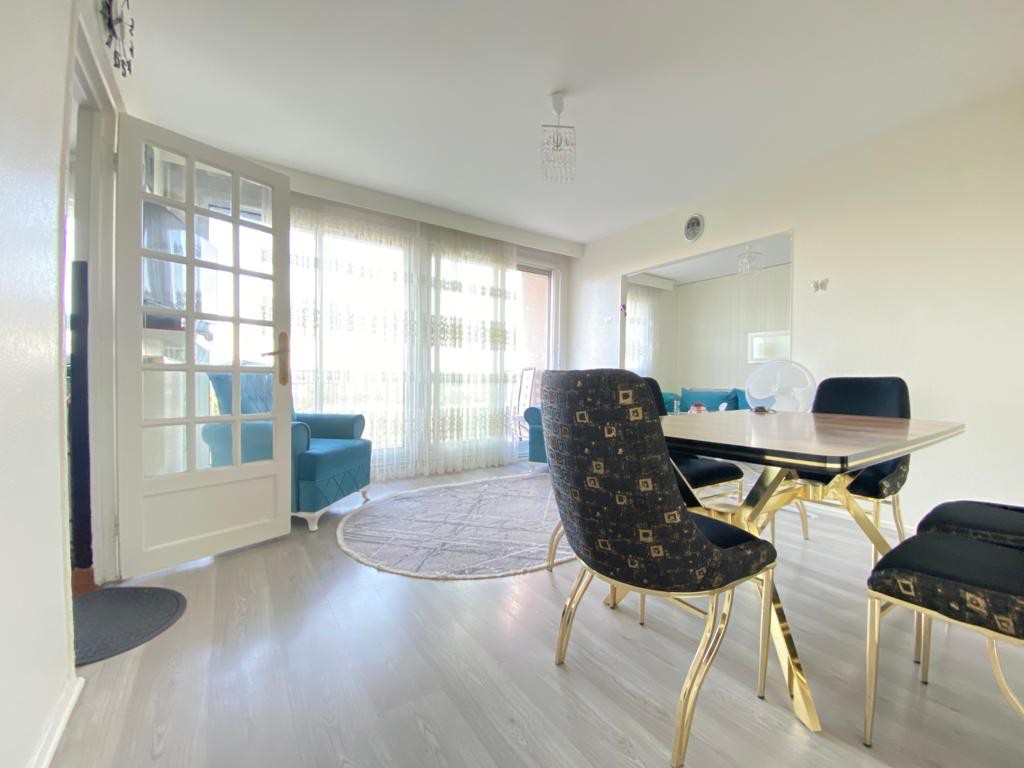 Vente Appartement à Bron 4 pièces