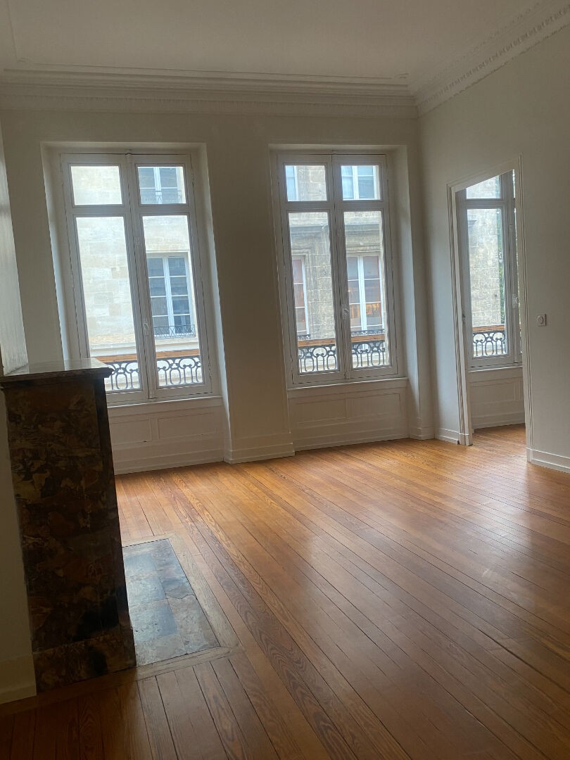 Location Appartement à Bordeaux 2 pièces