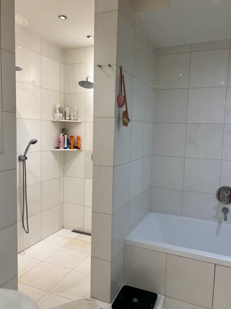 Vente Appartement à Paris Batignolles-Monceaux 17e arrondissement 6 pièces