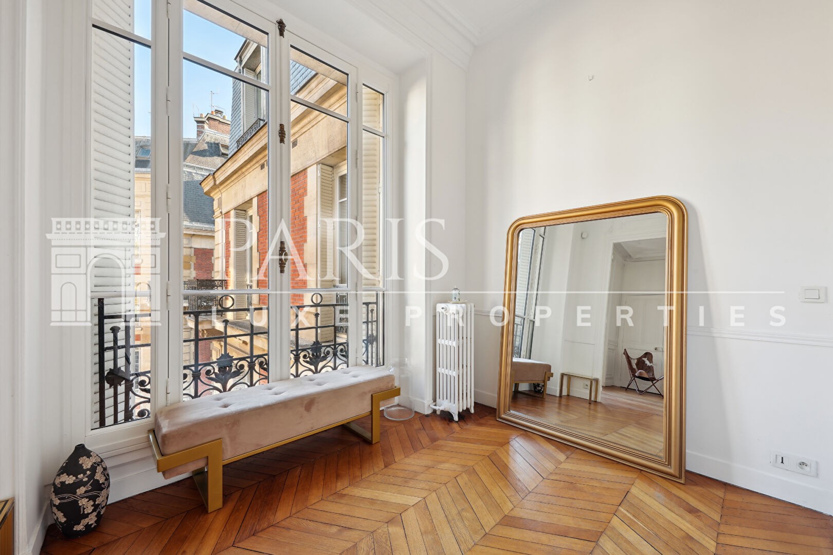 Vente Appartement à Paris Batignolles-Monceaux 17e arrondissement 3 pièces