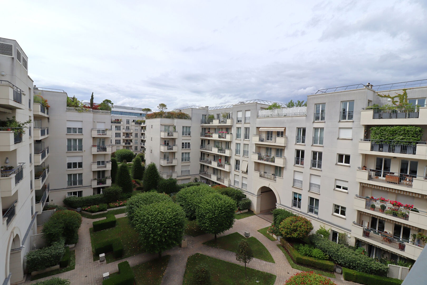 Vente Appartement à Issy-les-Moulineaux 4 pièces