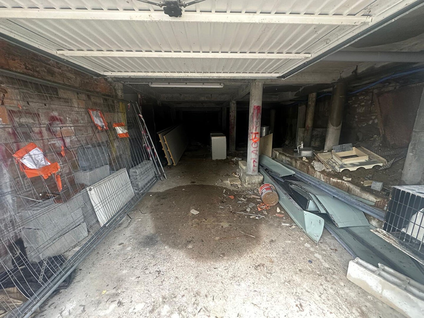 Location Garage / Parking à Montussan 0 pièce