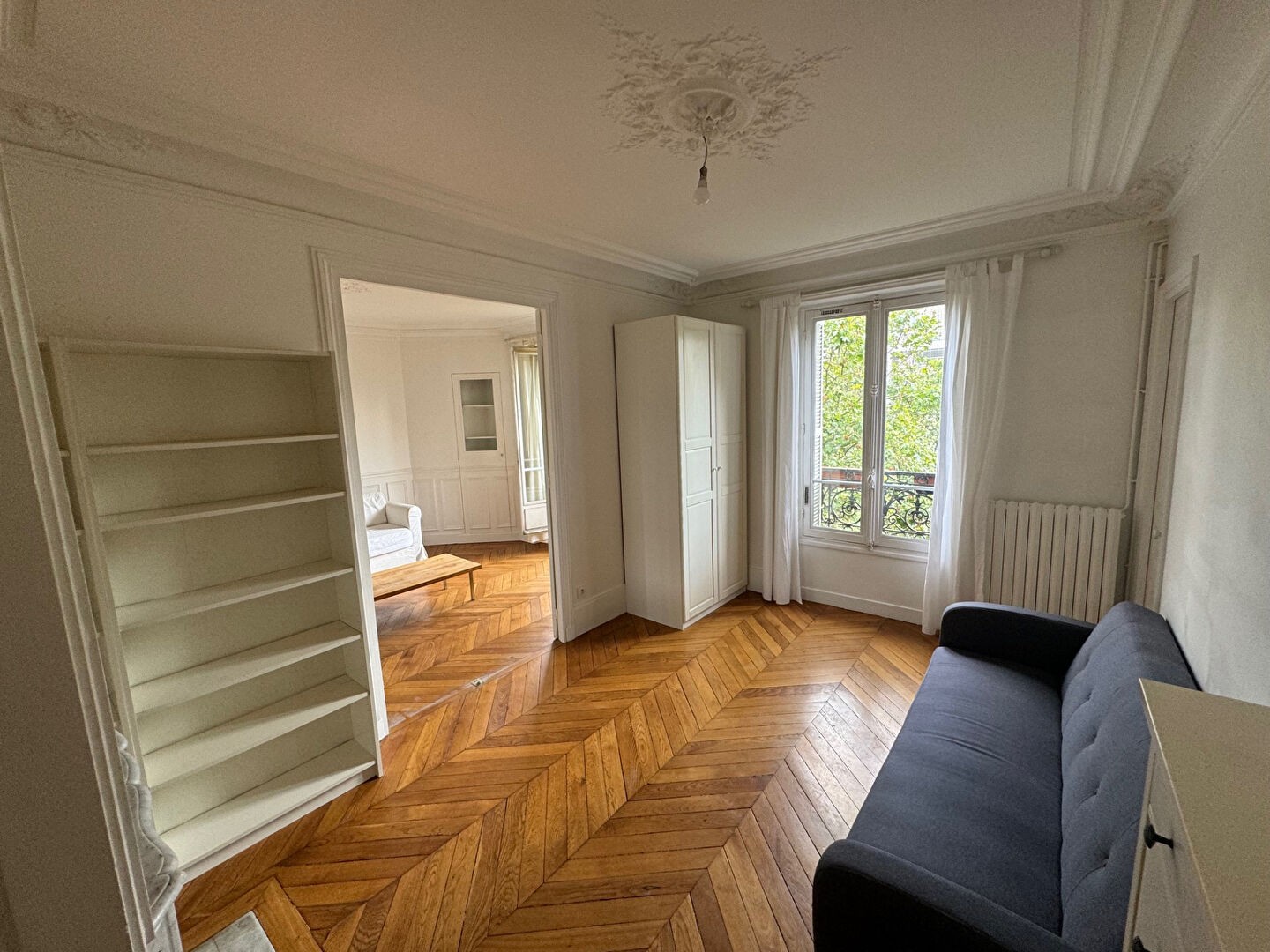 Vente Appartement à Paris Buttes-Chaumont 19e arrondissement 4 pièces