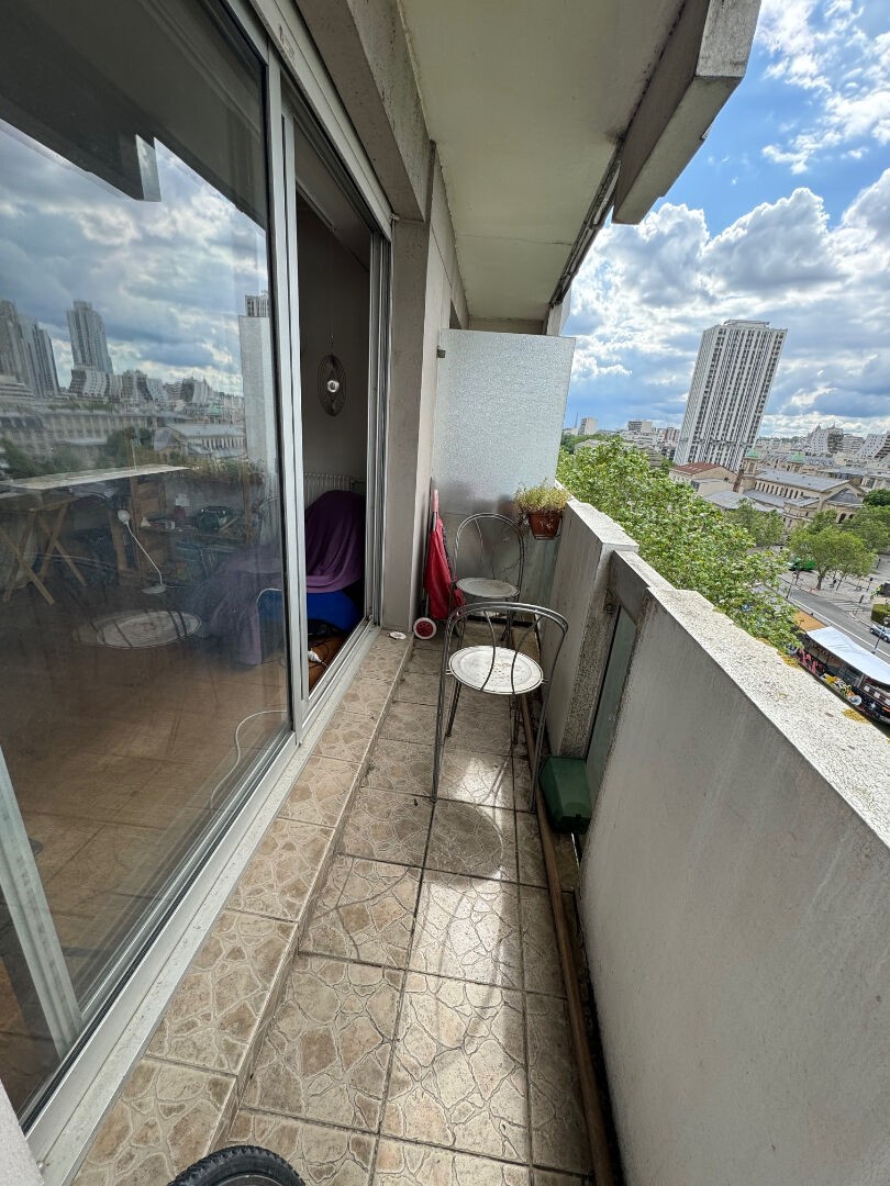 Vente Appartement à Paris Buttes-Chaumont 19e arrondissement 1 pièce