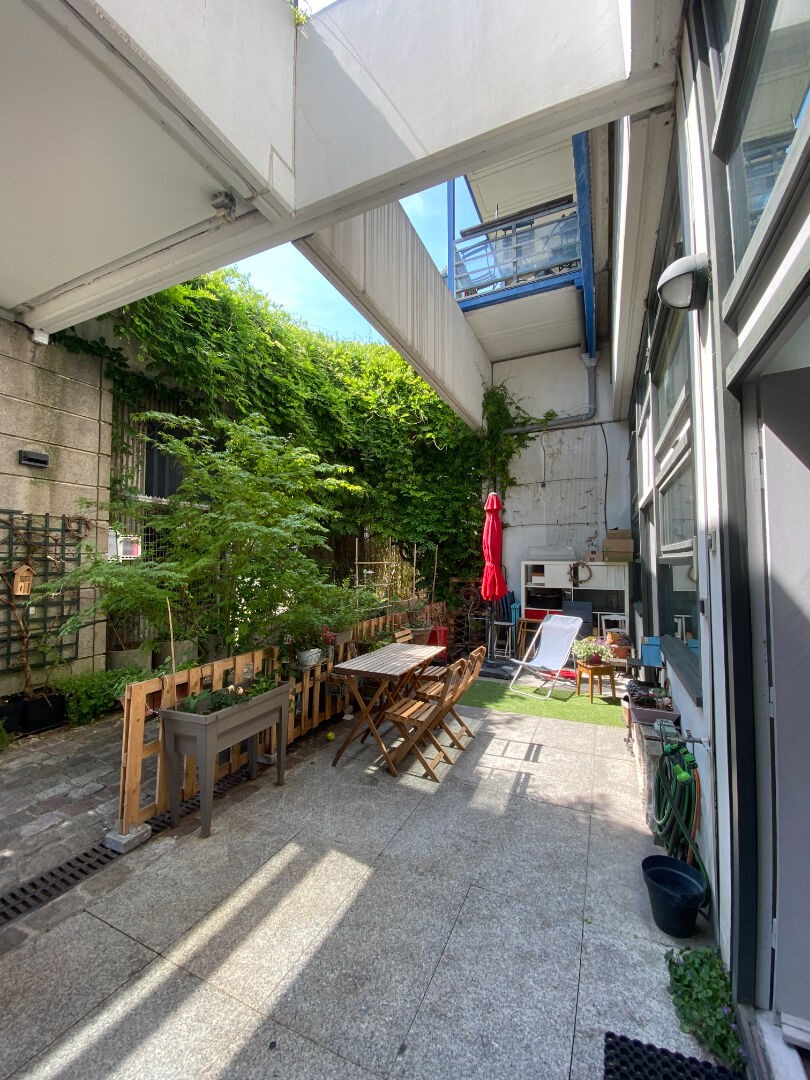 Vente Appartement à Paris Buttes-Chaumont 19e arrondissement 5 pièces