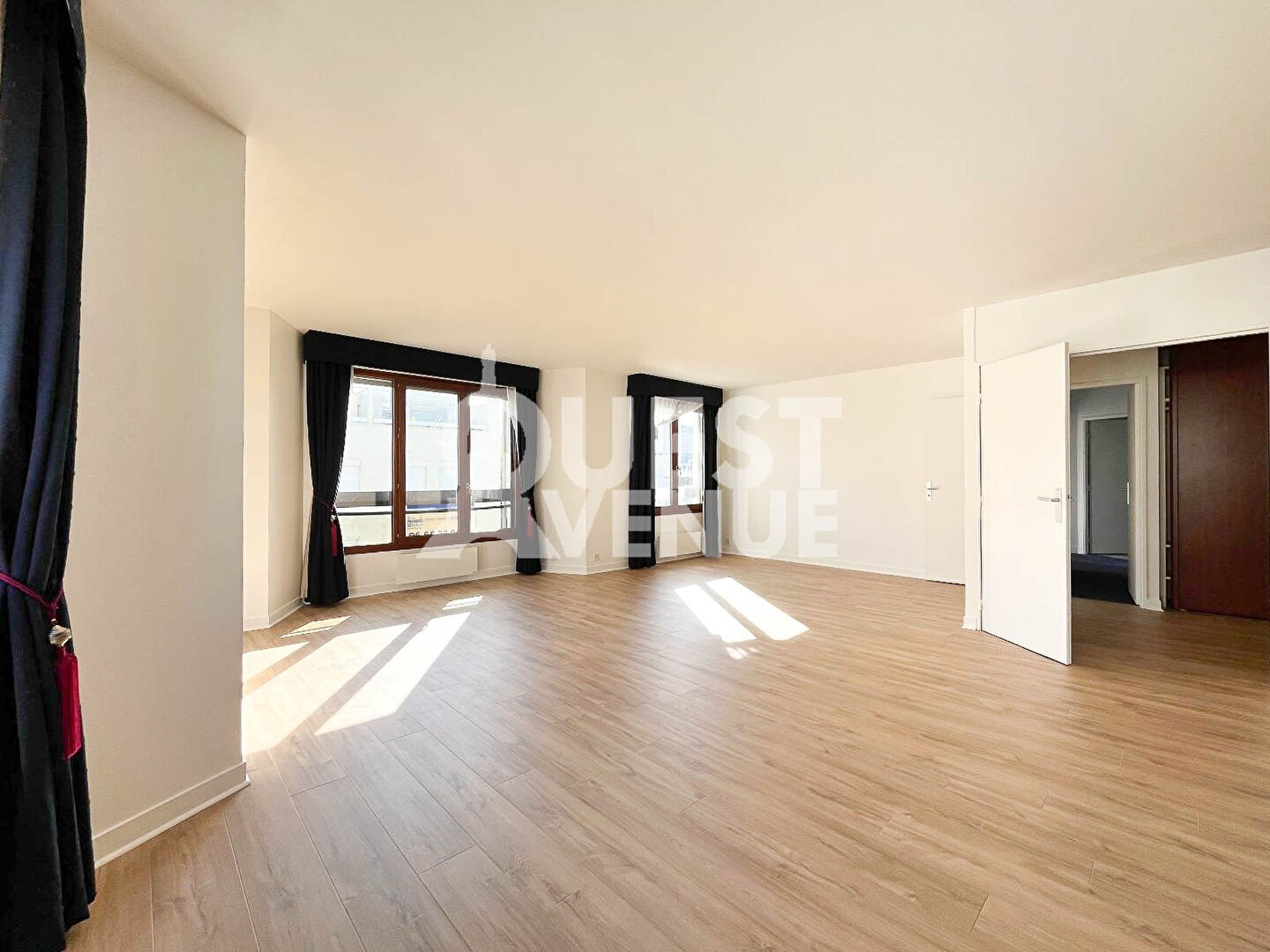 Vente Appartement à Courbevoie 5 pièces