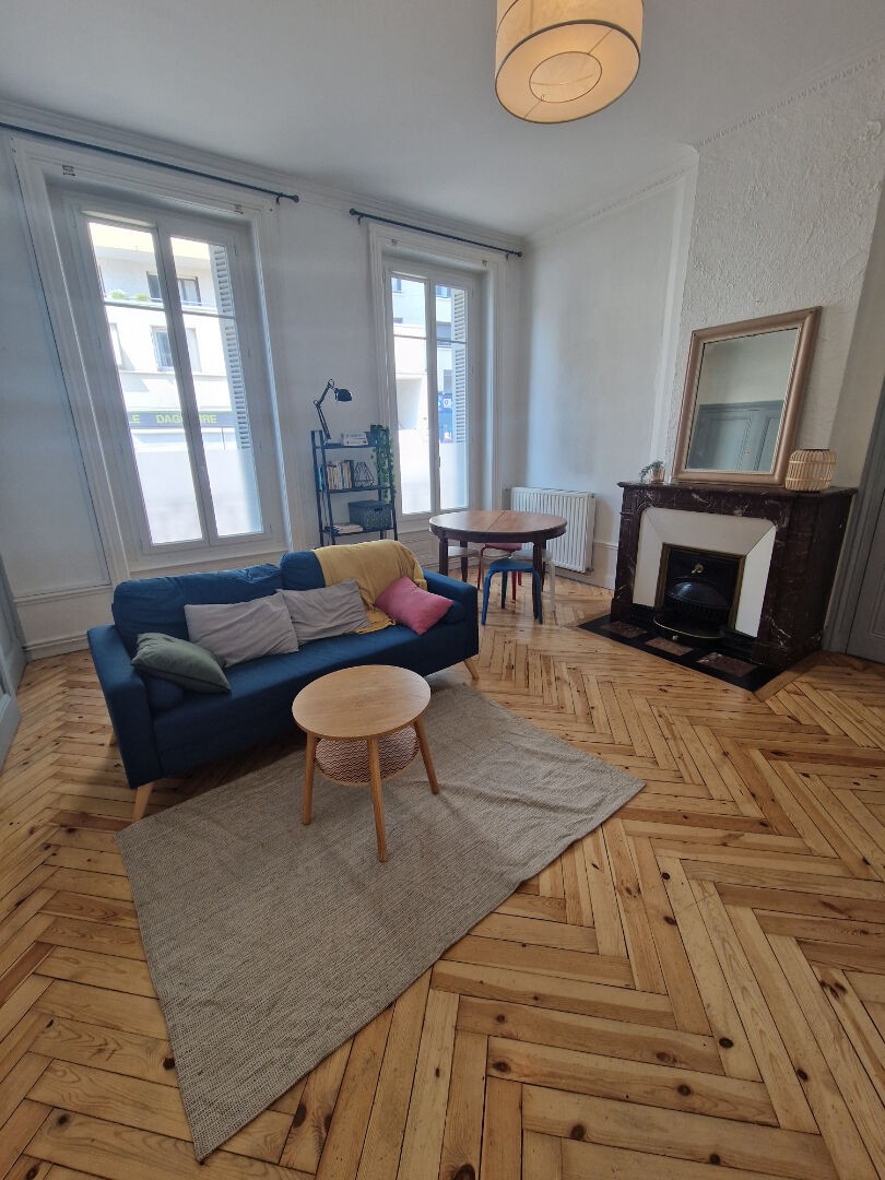 Location Appartement à Saint-Étienne 3 pièces