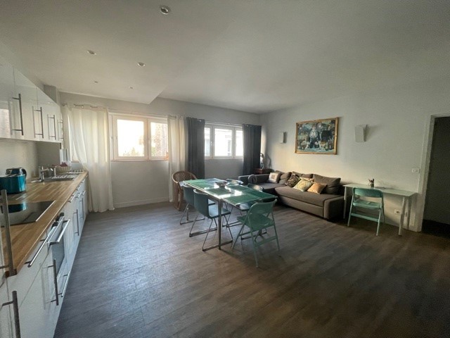 Location Appartement à Paris Butte-Montmartre 18e arrondissement 2 pièces