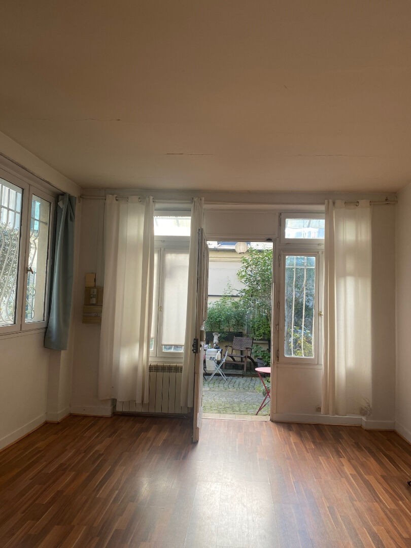 Vente Appartement à Paris Butte-Montmartre 18e arrondissement 1 pièce