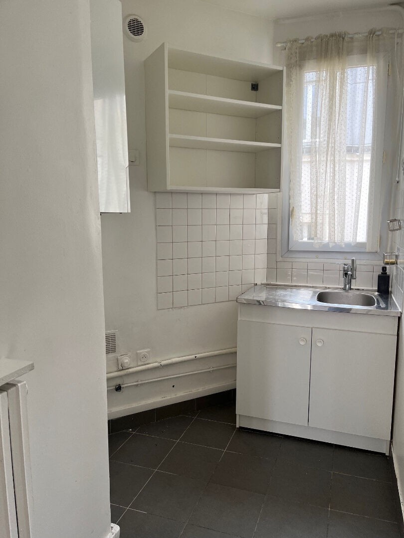 Vente Appartement à Paris Butte-Montmartre 18e arrondissement 3 pièces