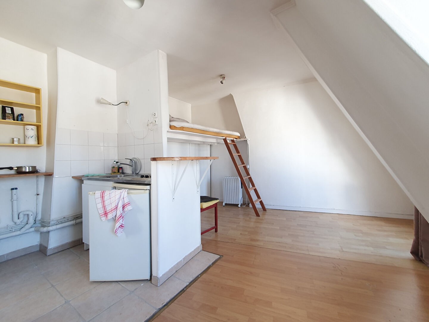 Vente Appartement à Paris Butte-Montmartre 18e arrondissement 1 pièce