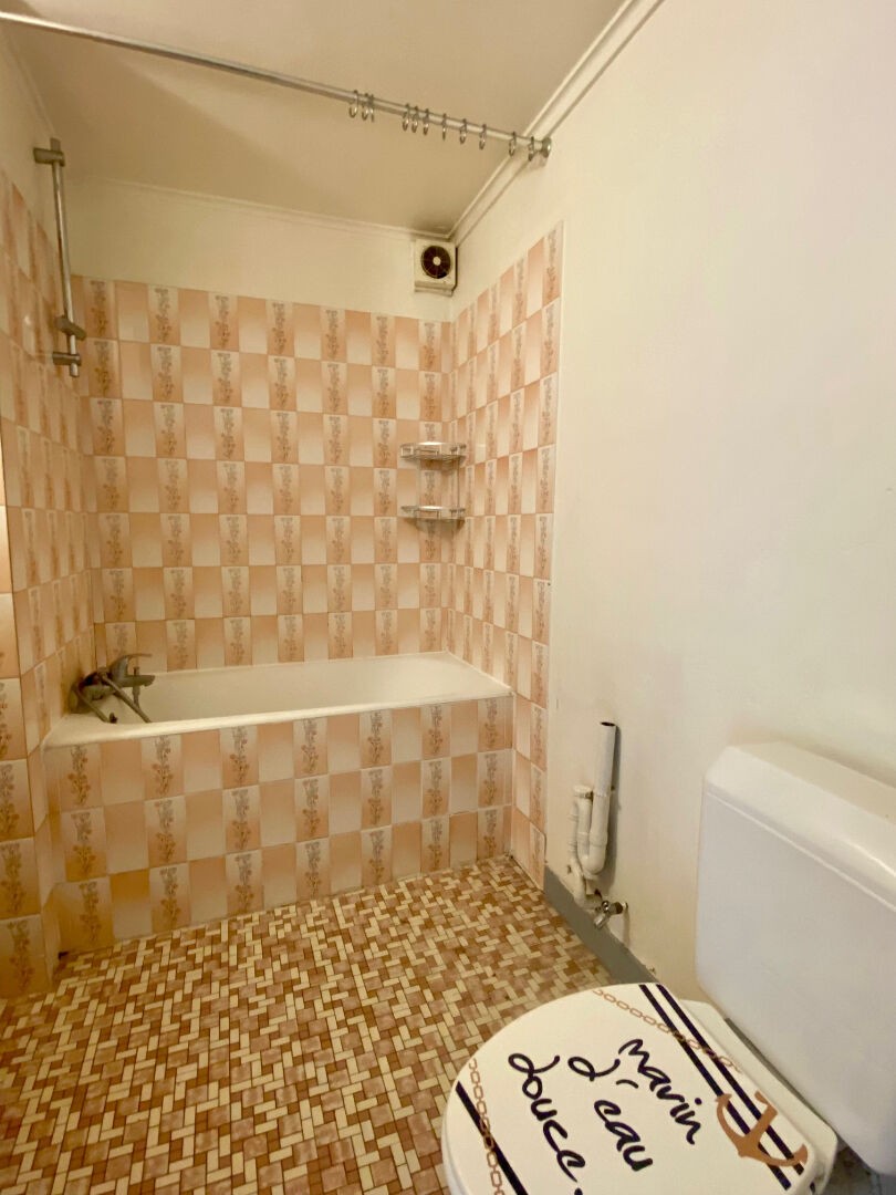 Location Appartement à Paris Butte-Montmartre 18e arrondissement 1 pièce