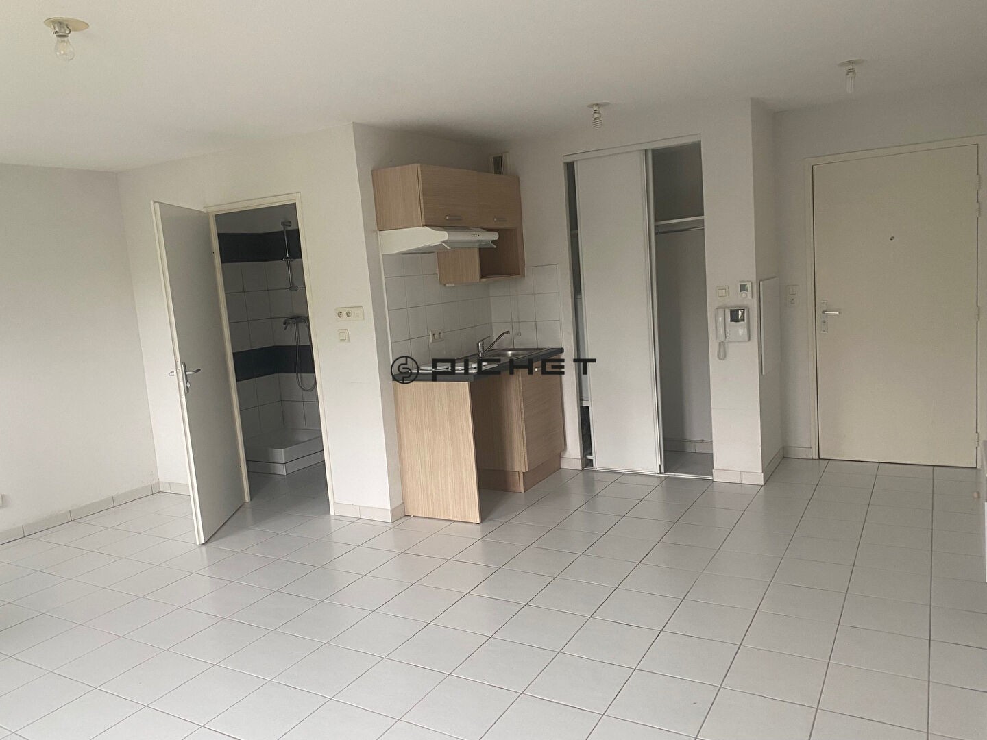 Vente Appartement à Dourdan 1 pièce