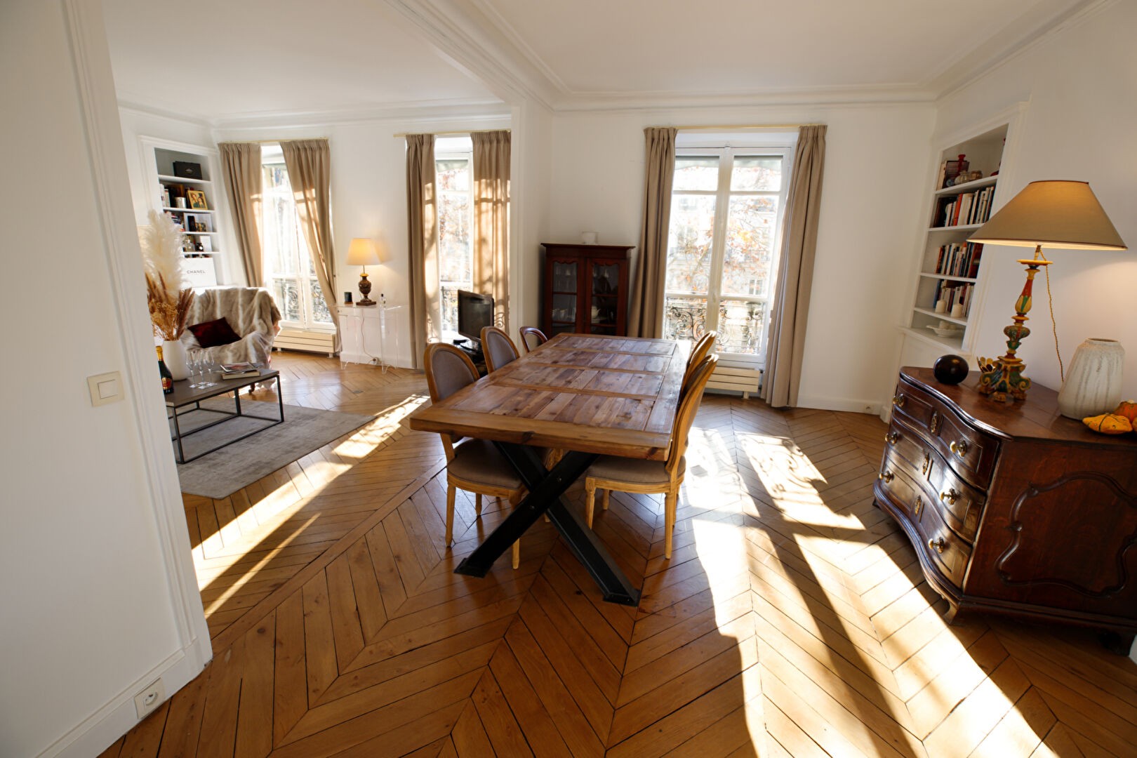 Location Appartement à Paris Batignolles-Monceaux 17e arrondissement 4 pièces