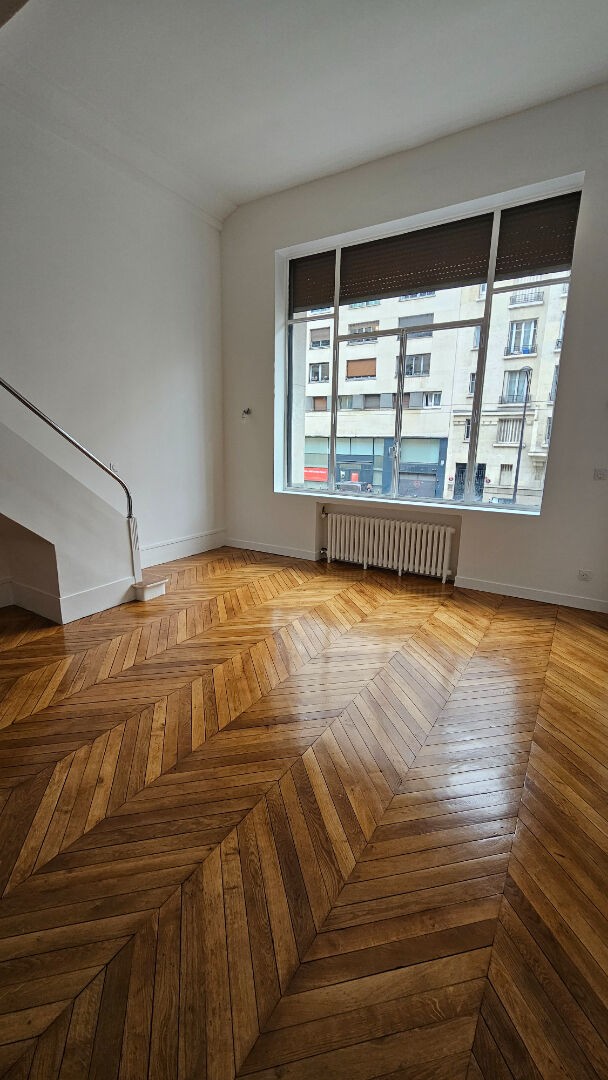 Location Appartement à Paris Batignolles-Monceaux 17e arrondissement 3 pièces