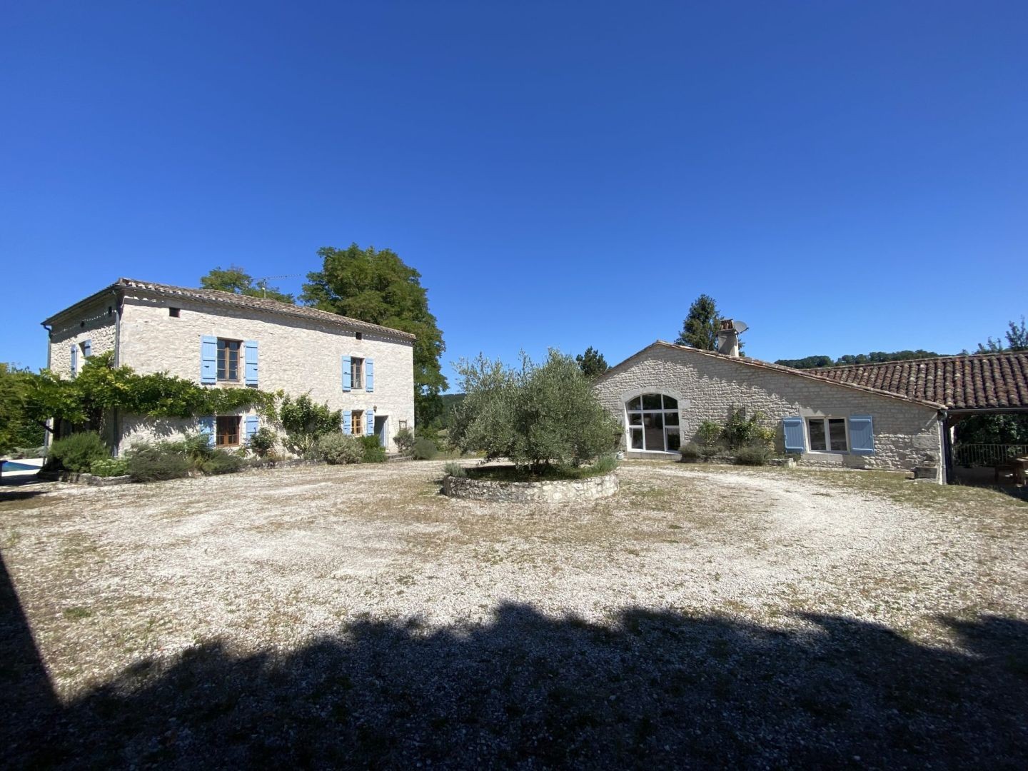 Vente Maison à Montaigu-de-Quercy 19 pièces