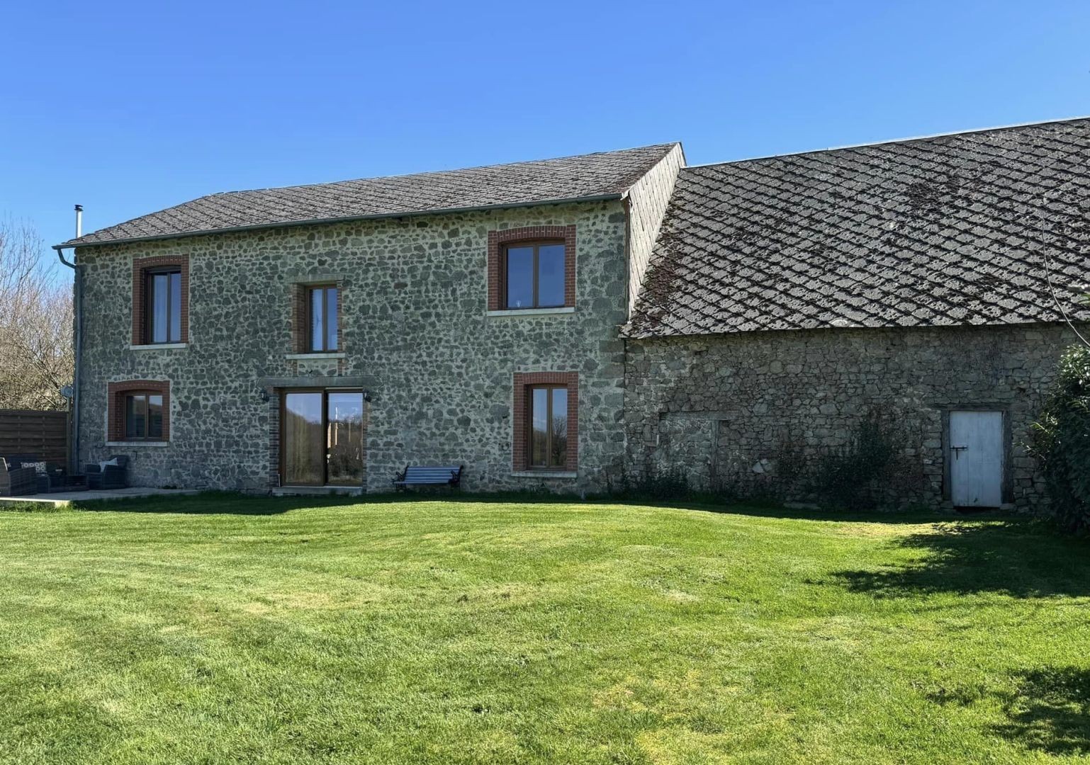 Vente Maison à Saint-Priest-la-Plaine 12 pièces