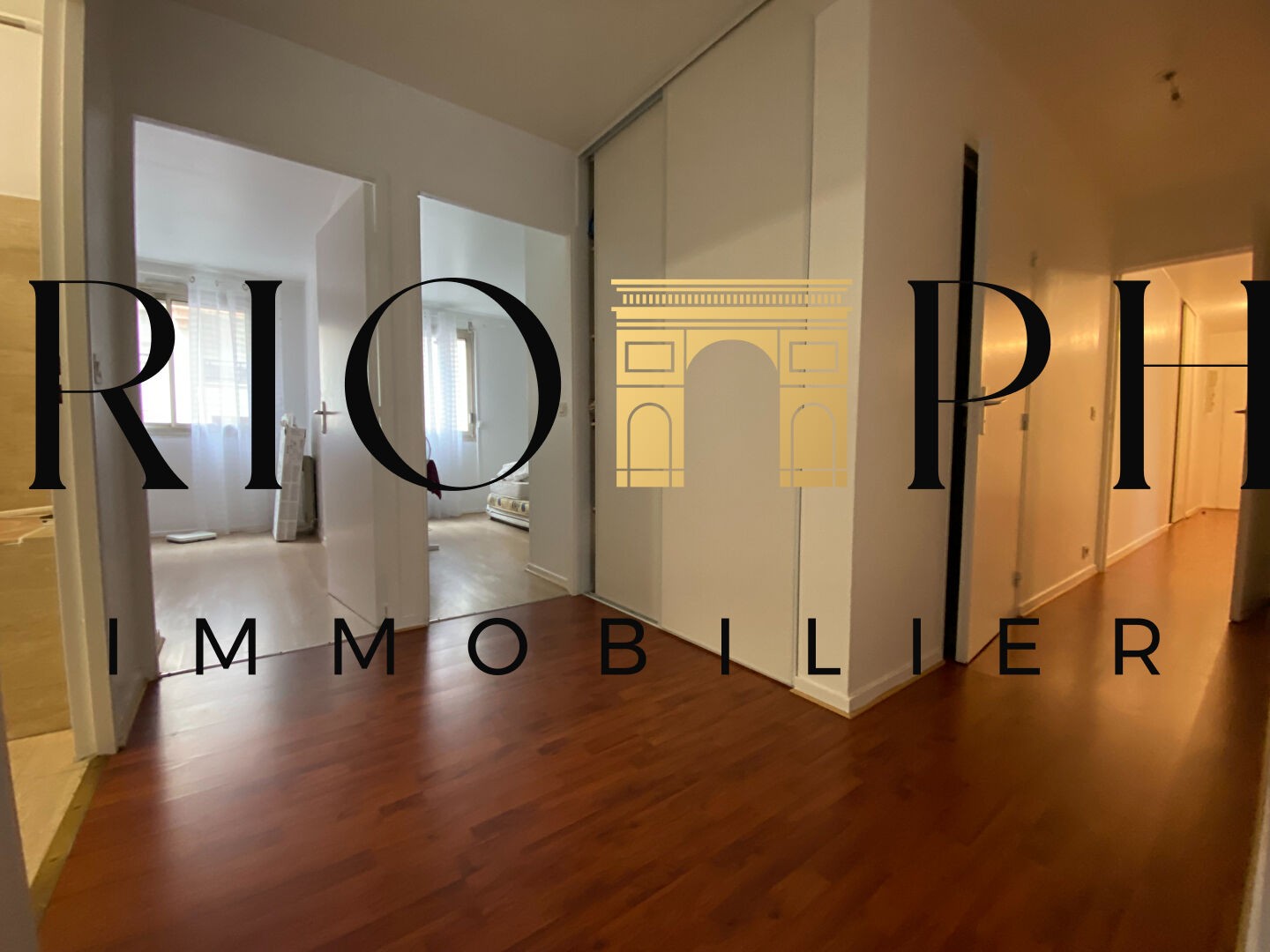 Vente Appartement à Paris Ménilmontant 20e arrondissement 4 pièces