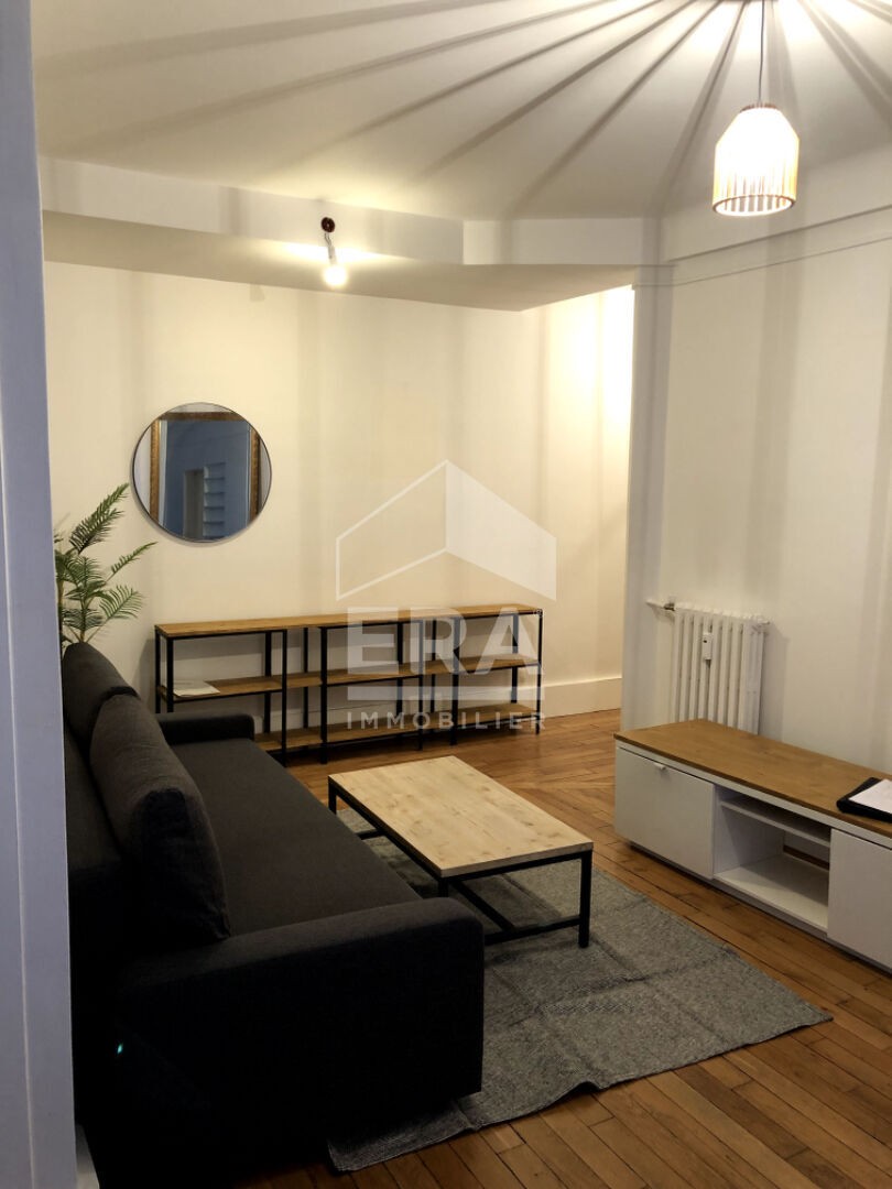 Location Appartement à Paris Vaugirard 15e arrondissement 3 pièces