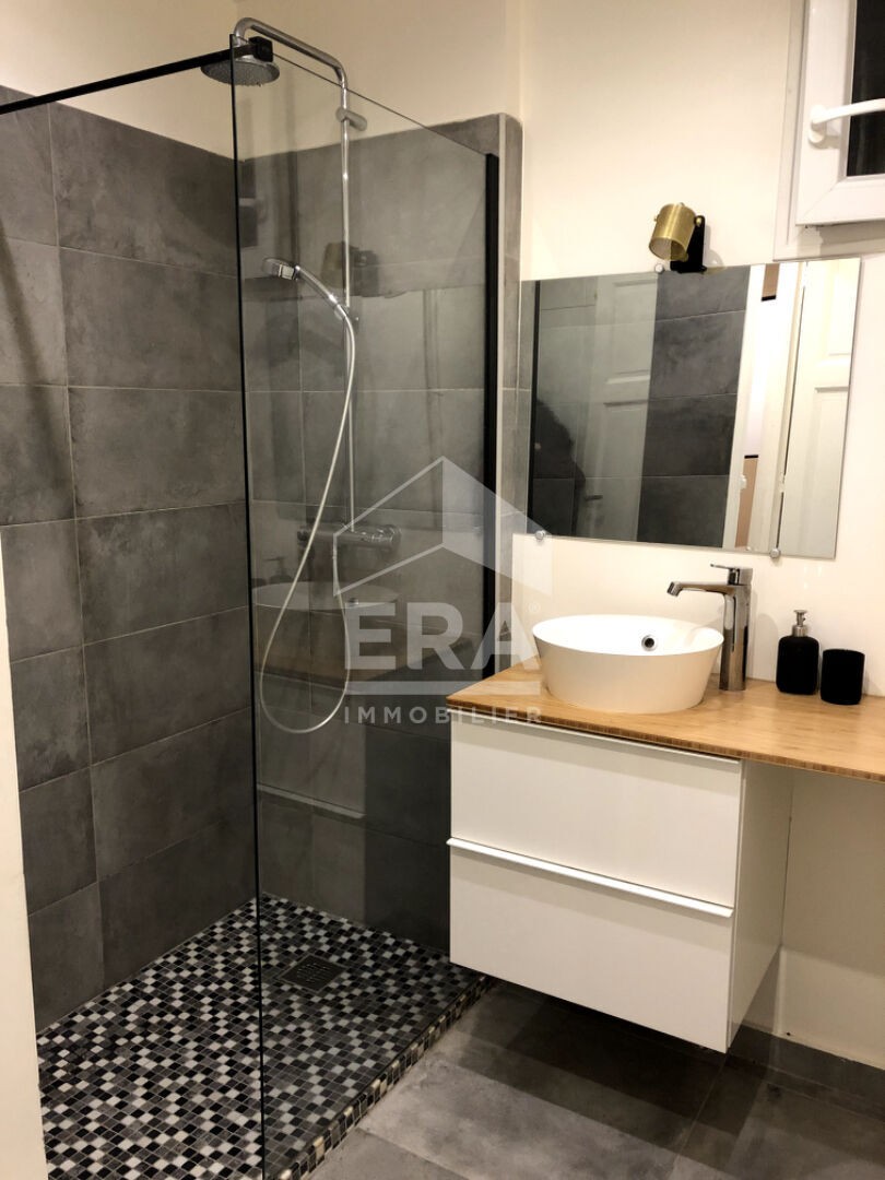 Location Appartement à Paris Vaugirard 15e arrondissement 3 pièces