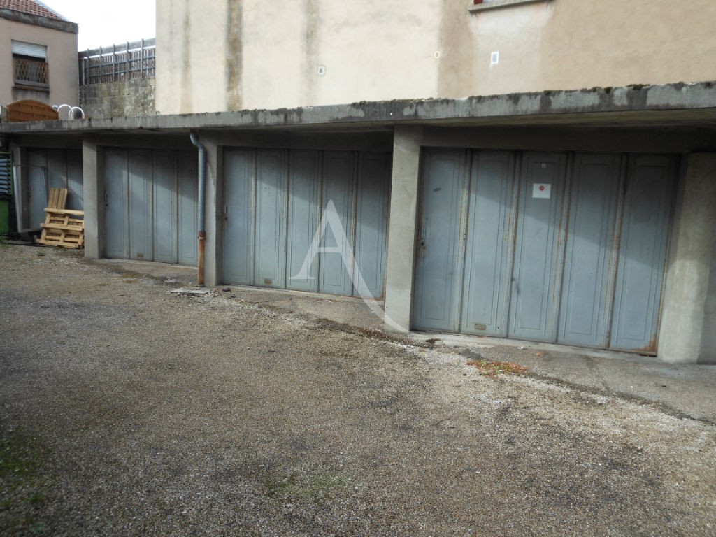 Vente Garage / Parking à Bourg-en-Bresse 1 pièce