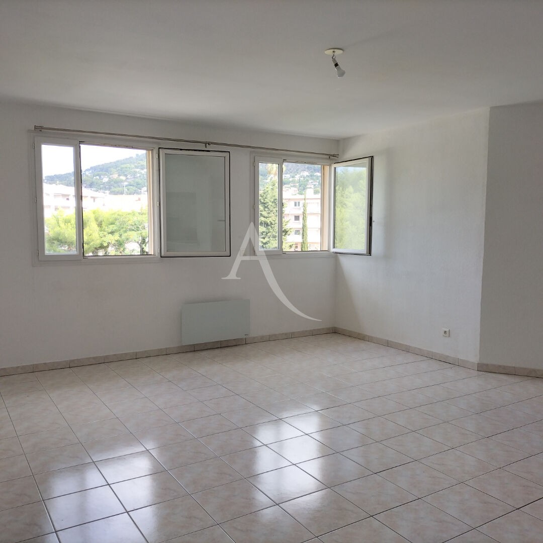 Location Appartement à Carqueiranne 3 pièces