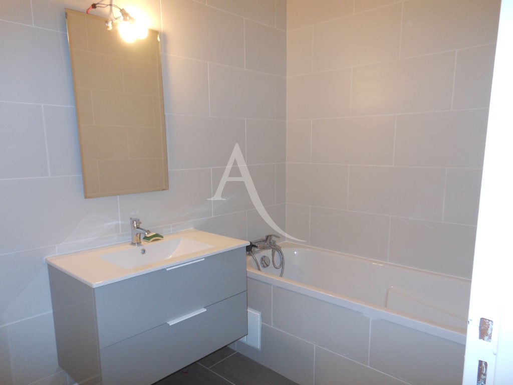 Location Appartement à Fresnes 3 pièces