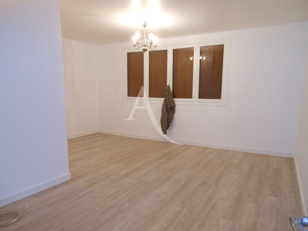 Location Appartement à Fresnes 3 pièces