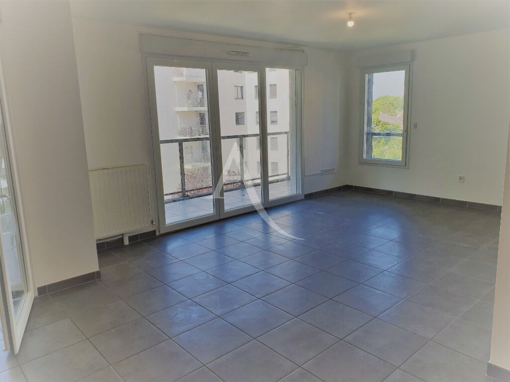 Location Appartement à Fresnes 4 pièces