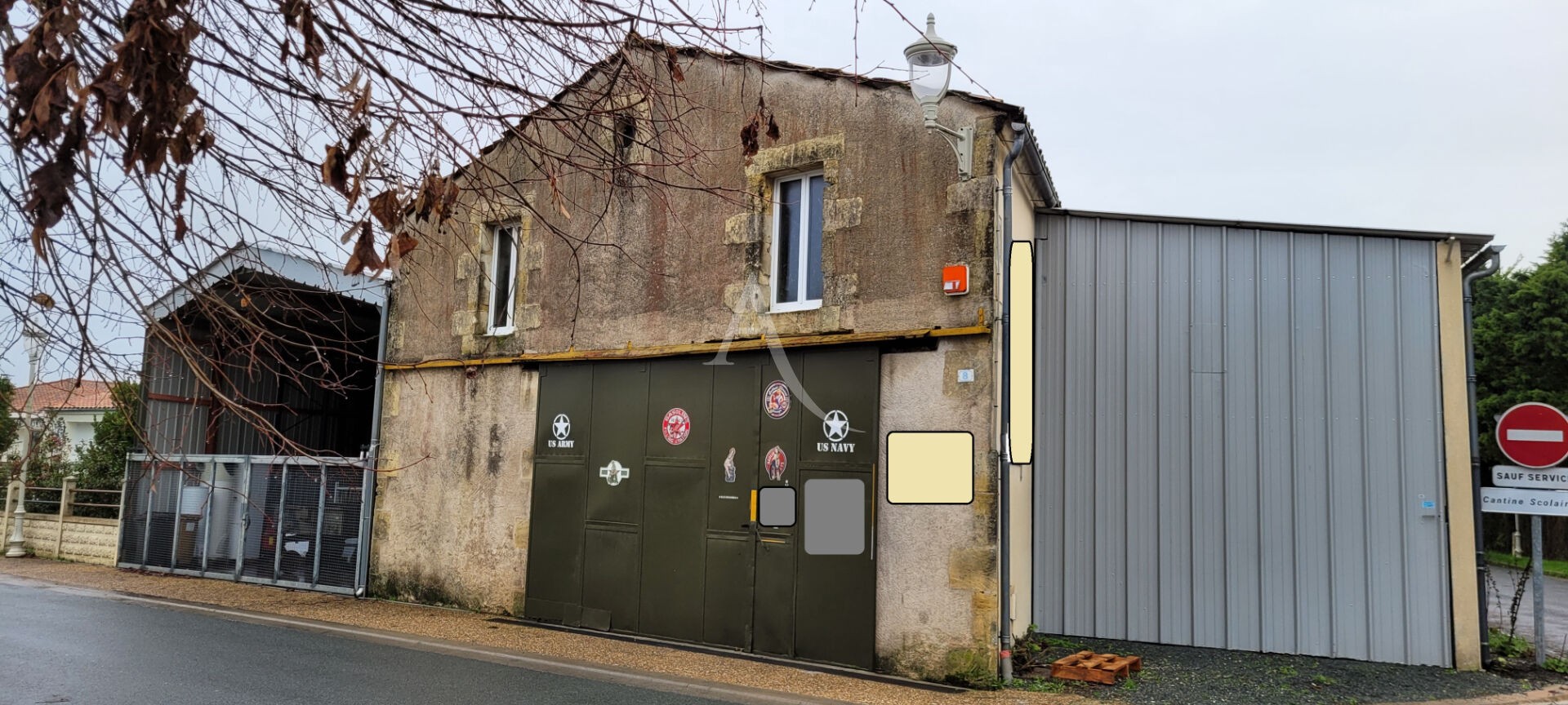 Vente Garage / Parking à Matha 0 pièce