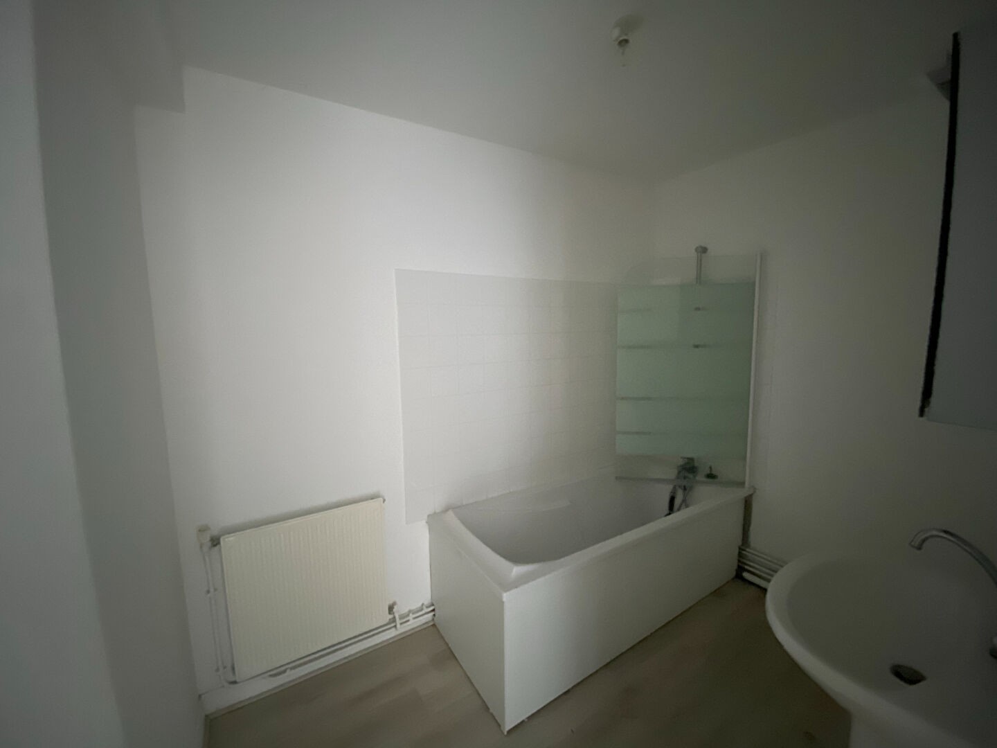 Location Appartement à la Loupe 3 pièces