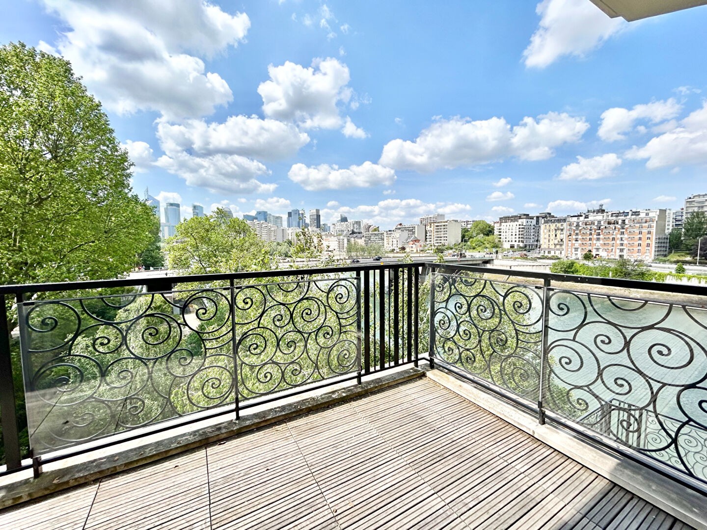 Location Appartement à Neuilly-sur-Seine 5 pièces