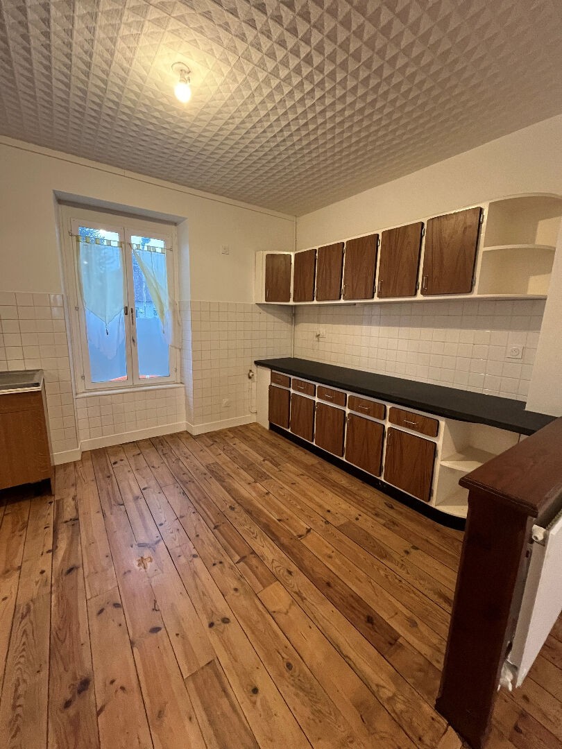 Location Appartement à Magnac-Bourg 3 pièces