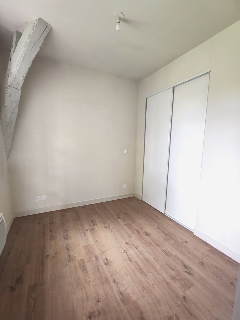 Location Appartement à Abondant 2 pièces