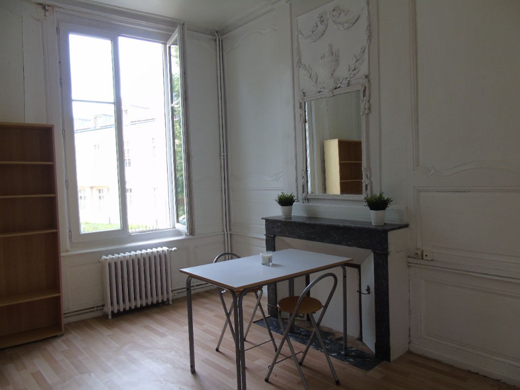 Location Appartement à Poitiers 1 pièce