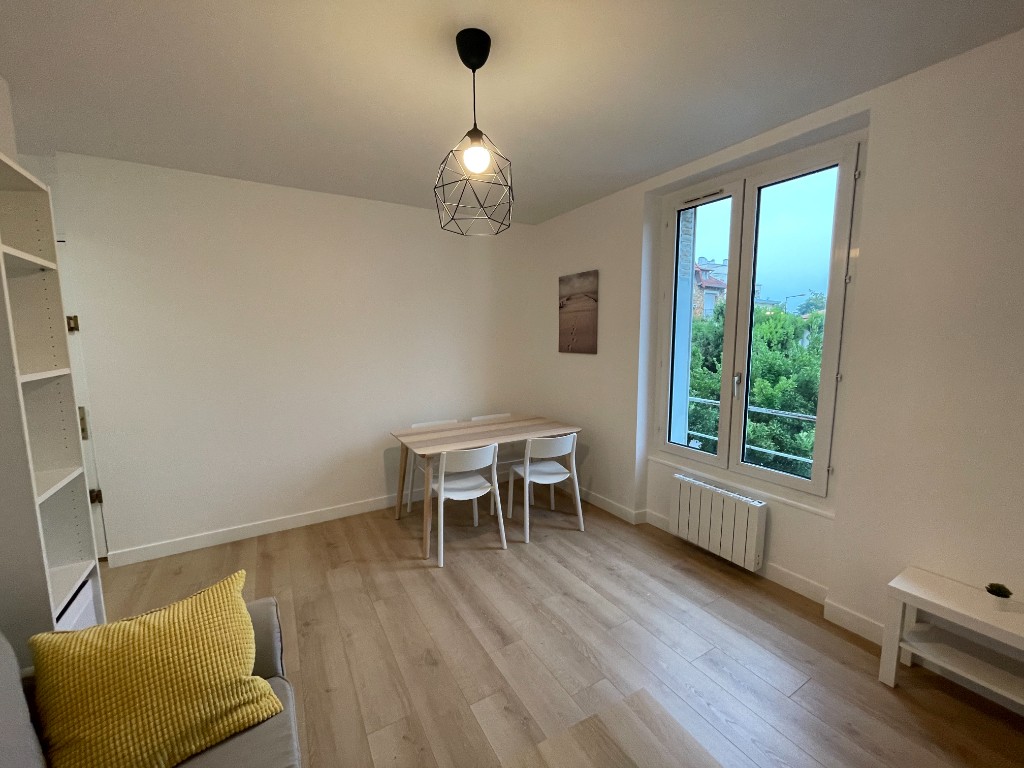 Location Appartement à Versailles 2 pièces