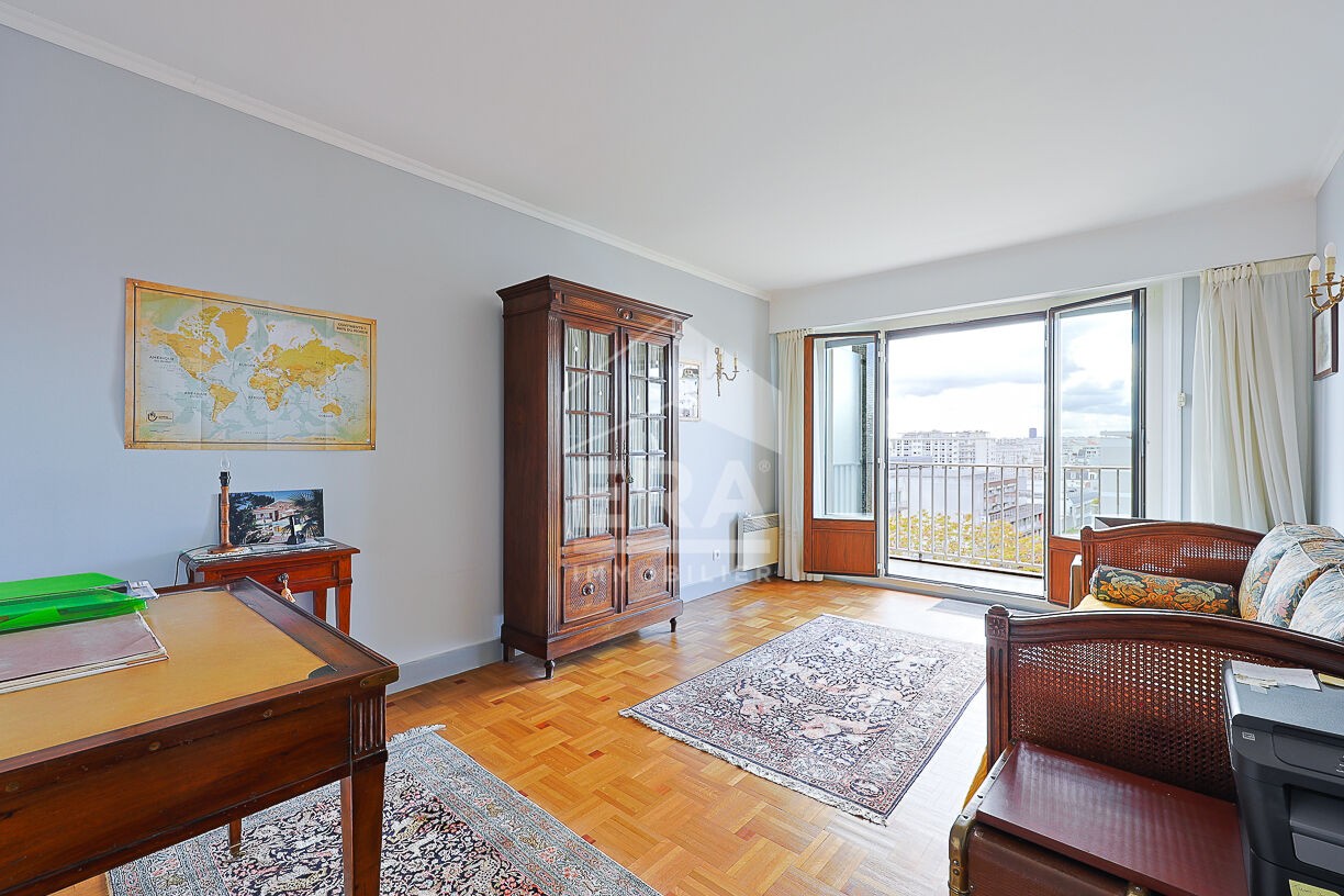 Vente Appartement à Paris Reuilly 12e arrondissement 4 pièces