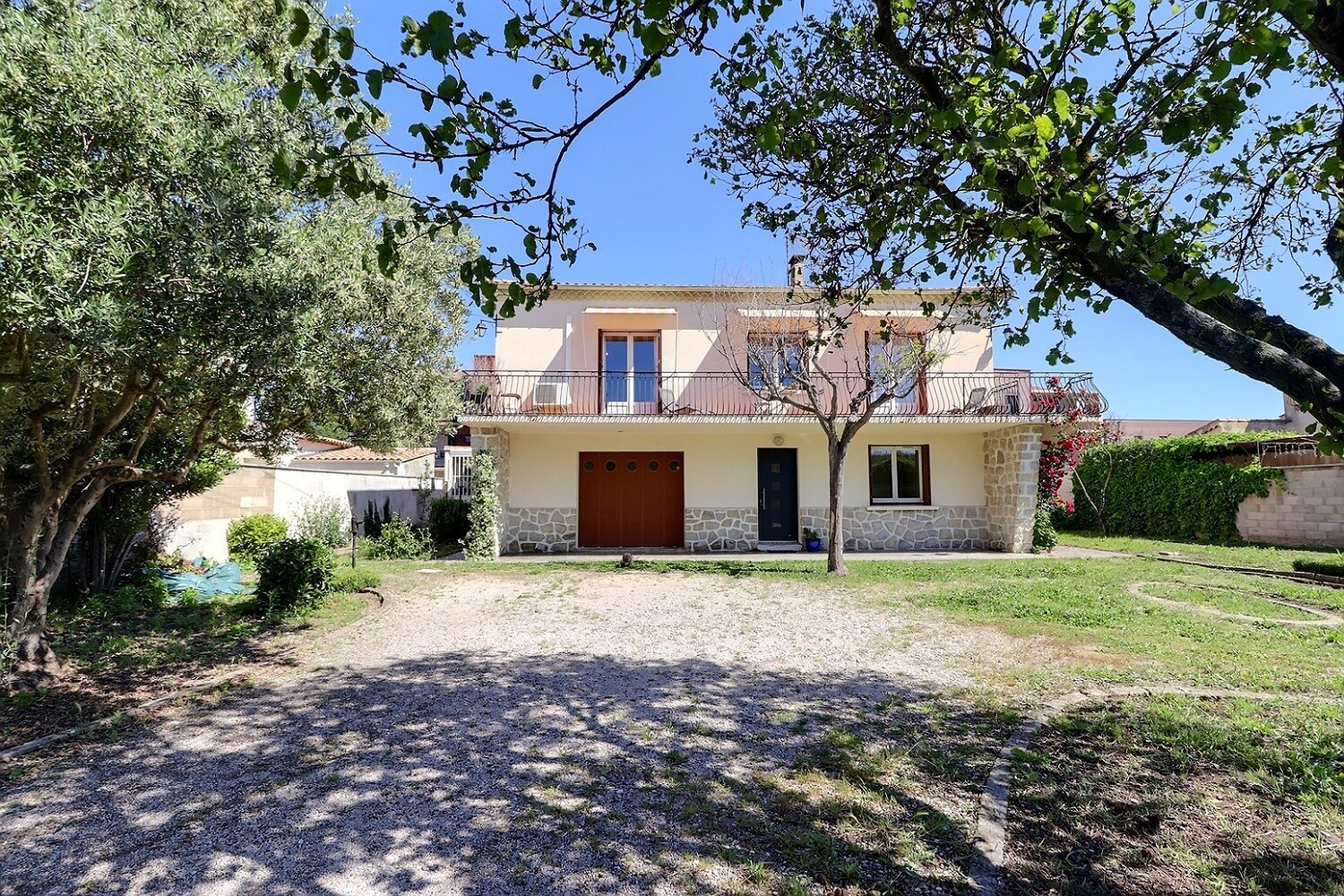 Vente Maison à Entraigues-sur-la-Sorgue 6 pièces