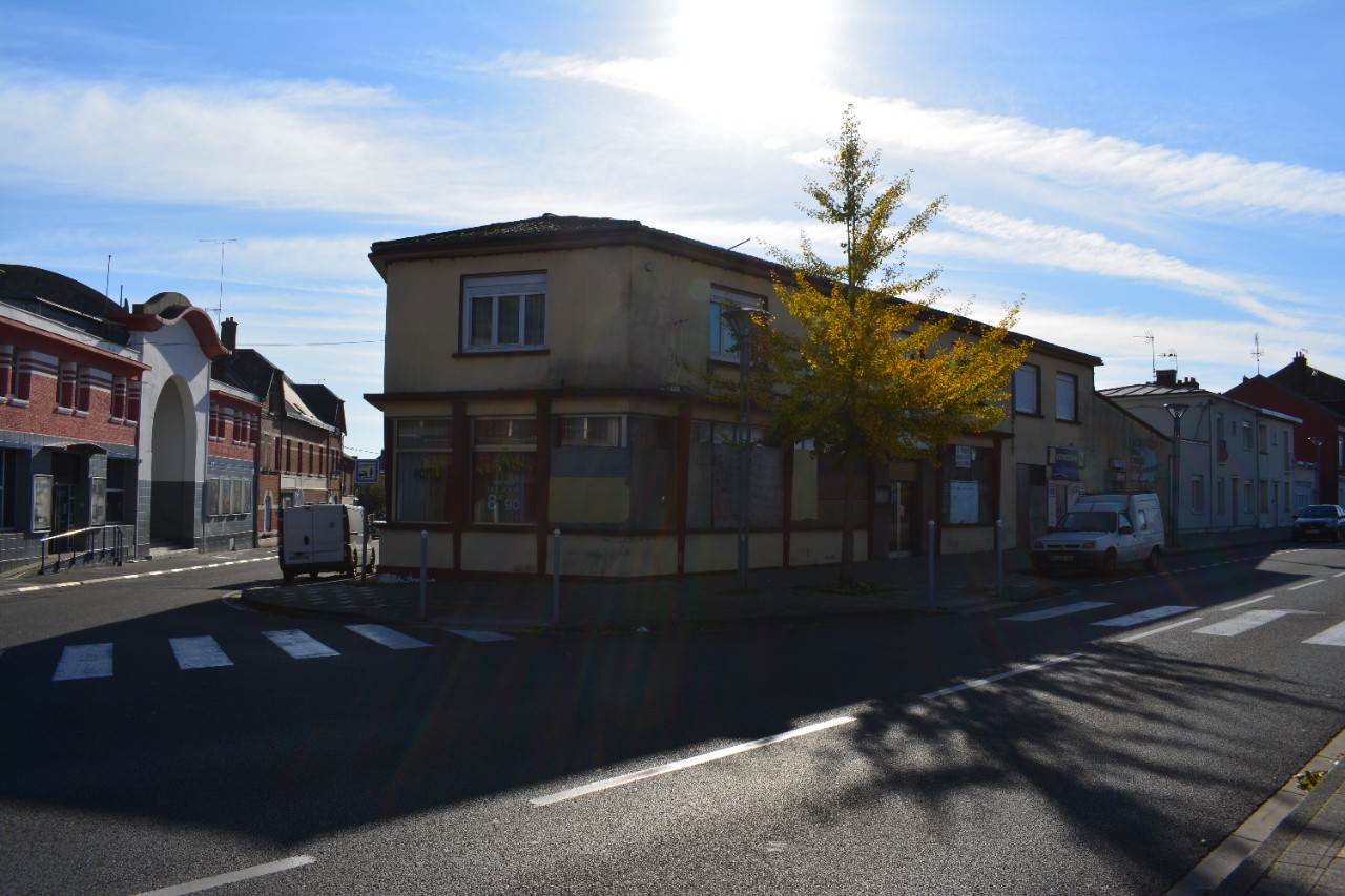 Vente Bureau / Commerce à Saint-Denis 24 pièces