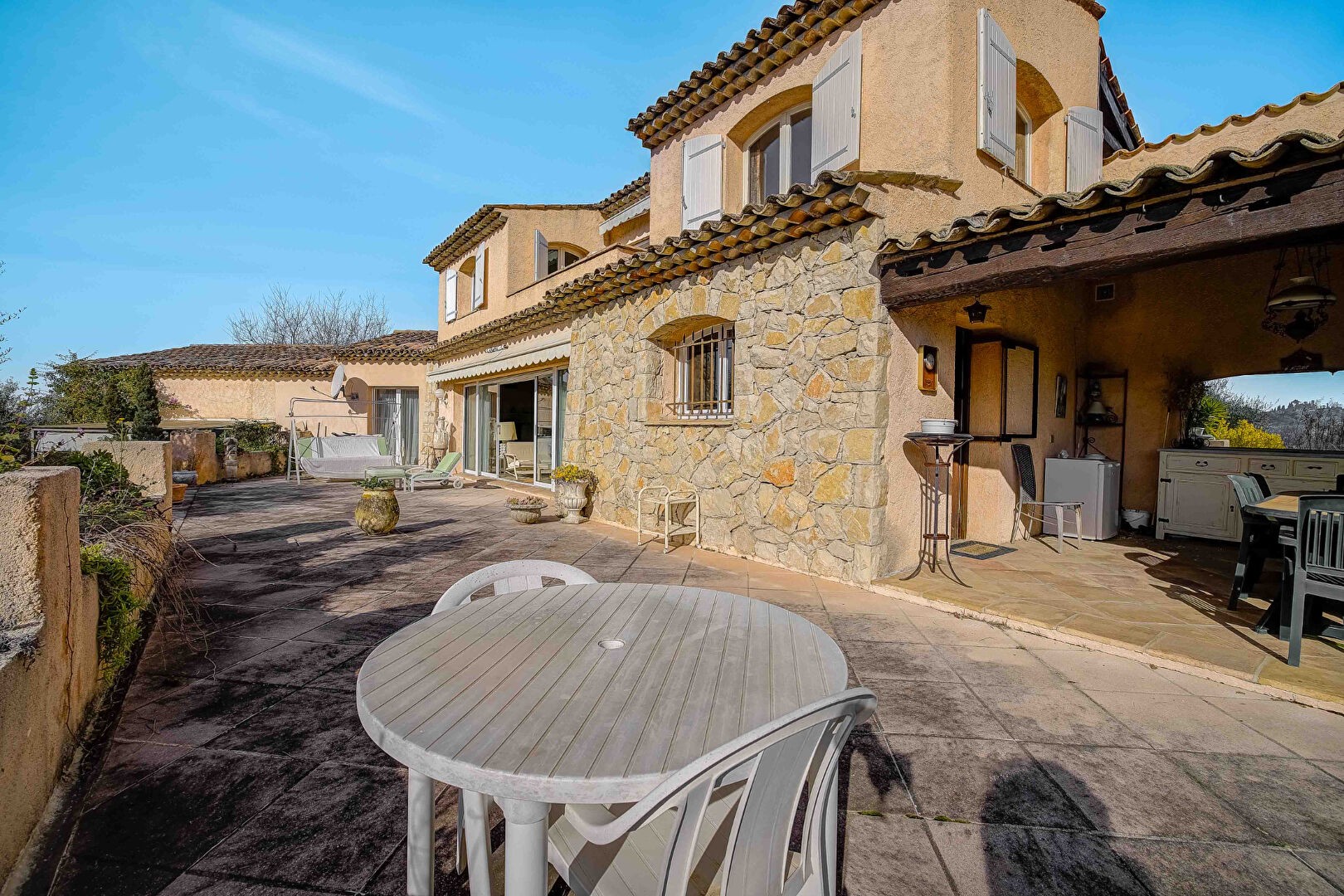 Vente Maison à Châteauneuf-Grasse 8 pièces