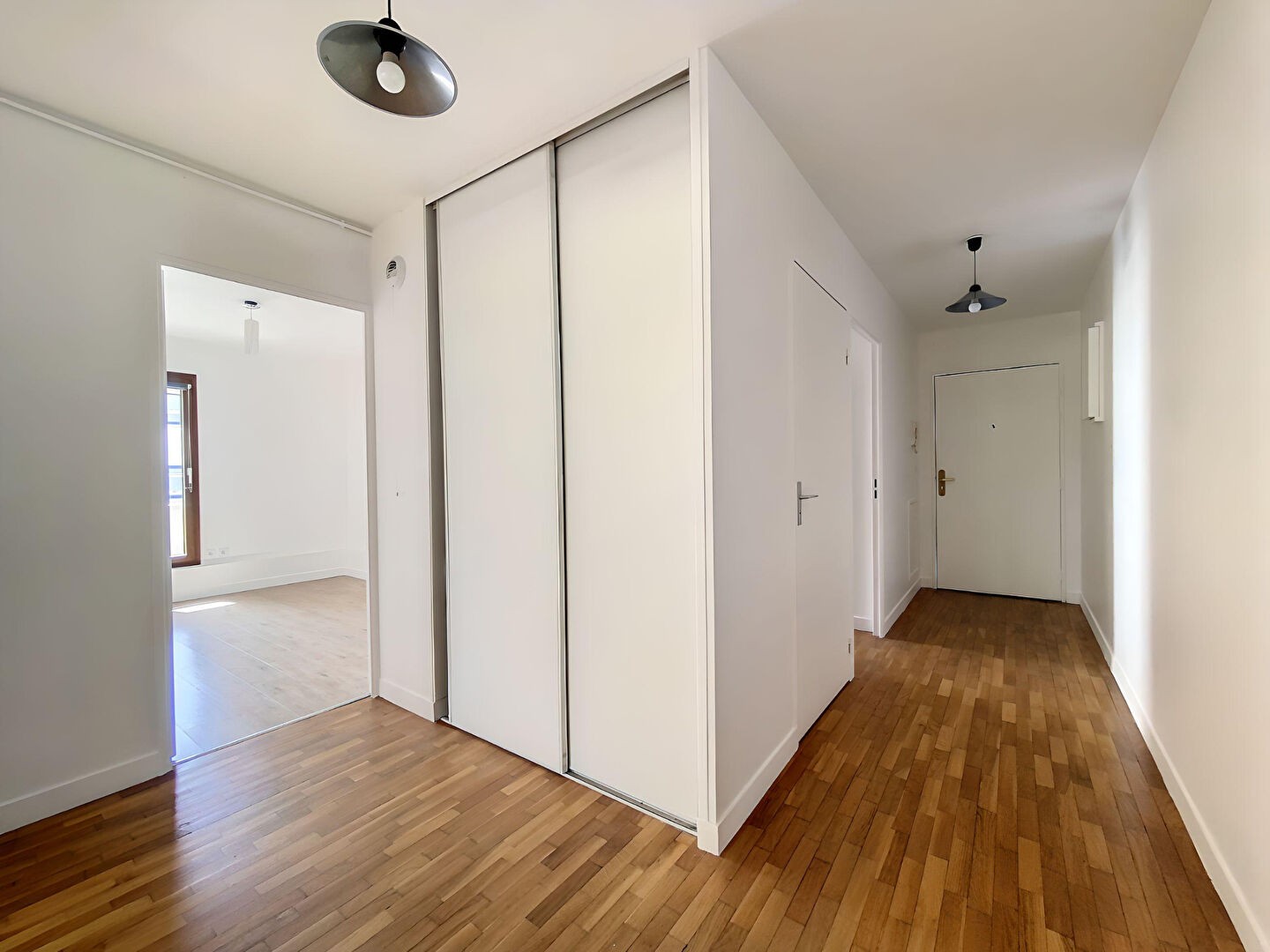 Vente Appartement à Suresnes 6 pièces