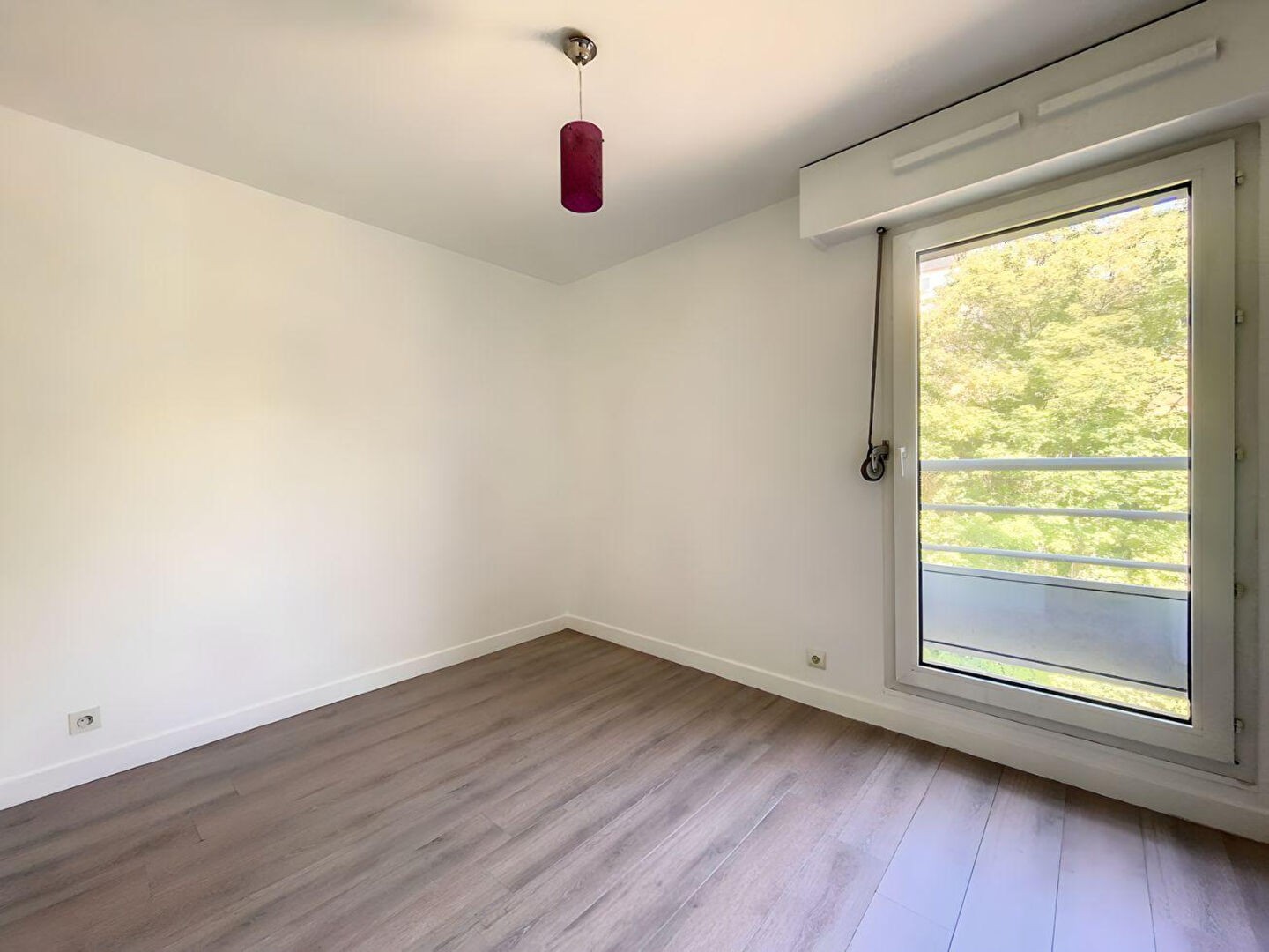 Vente Appartement à Suresnes 6 pièces