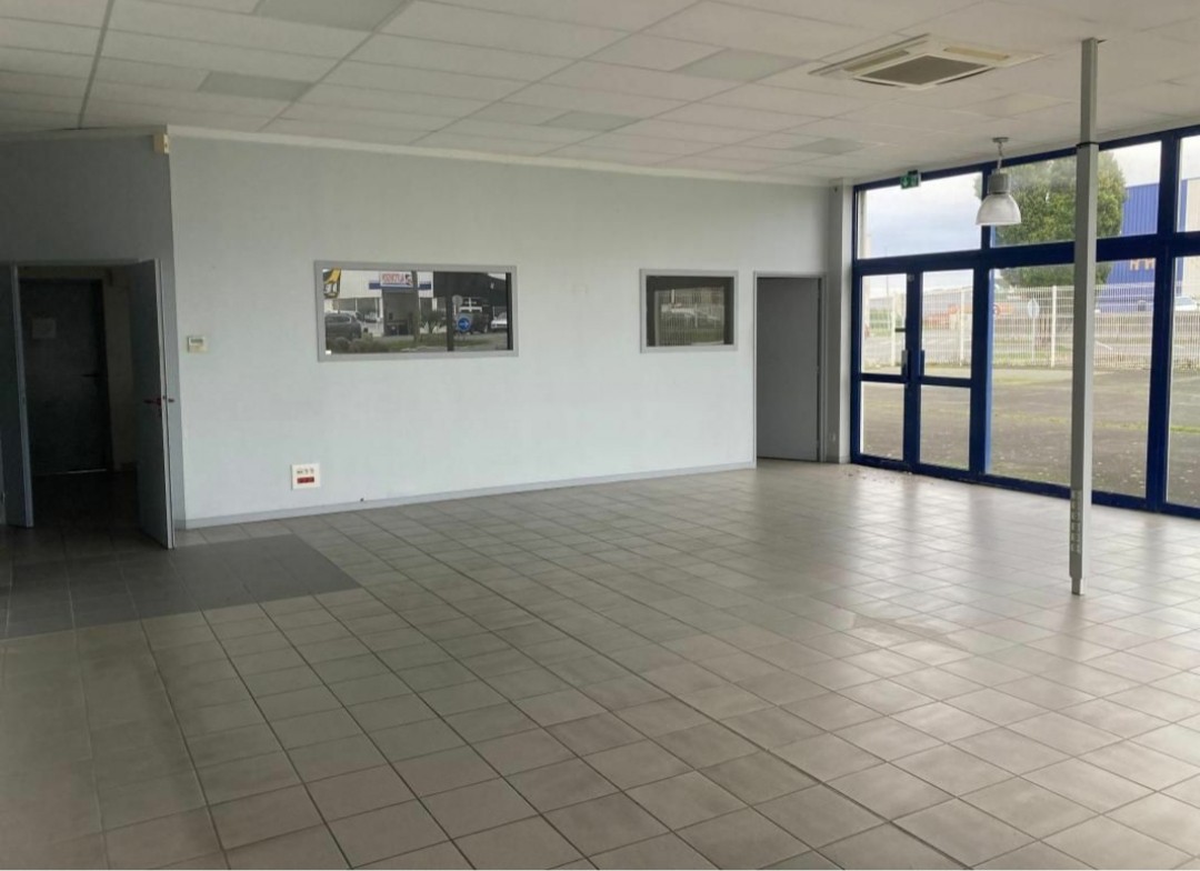 Vente Garage / Parking à Tonnay-Charente 0 pièce