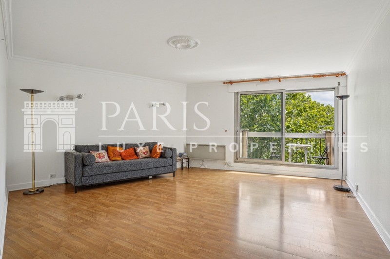 Vente Appartement à Paris Buttes-Chaumont 19e arrondissement 3 pièces