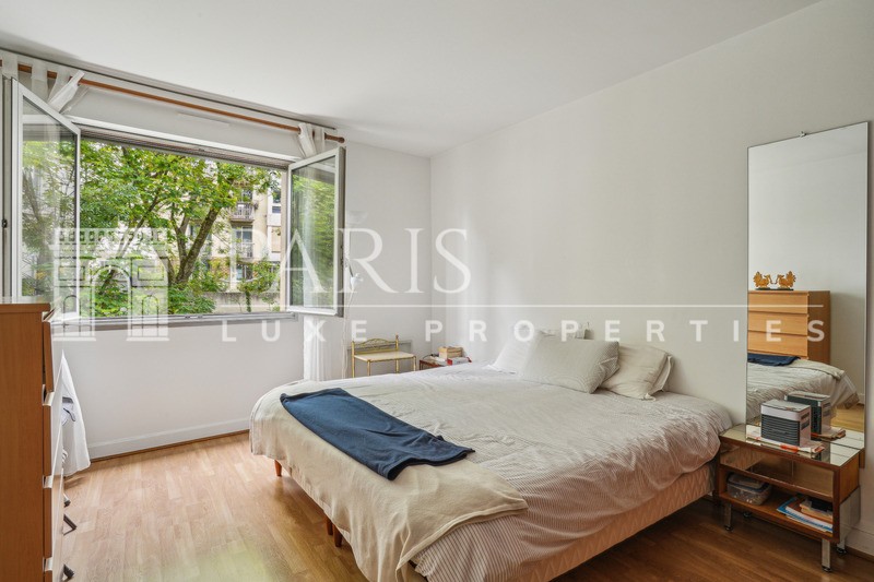 Vente Appartement à Paris Buttes-Chaumont 19e arrondissement 3 pièces