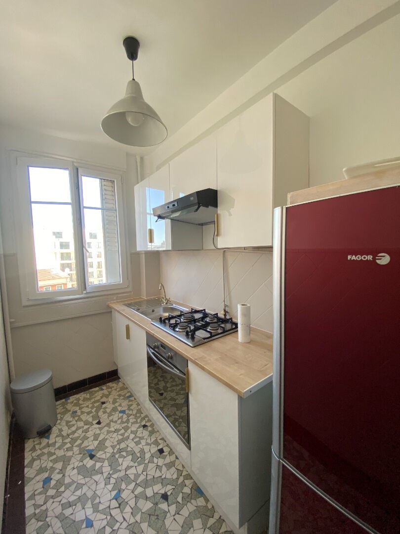 Location Appartement à Asnières-sur-Seine 1 pièce