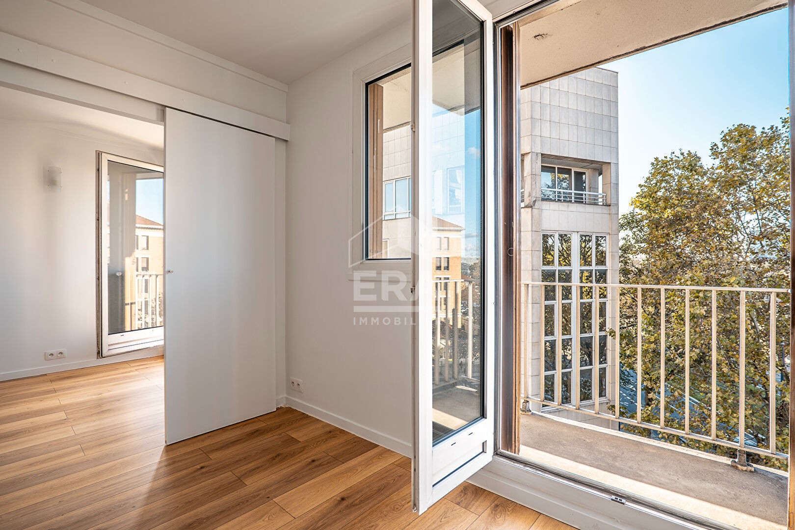 Vente Appartement à Paris Batignolles-Monceaux 17e arrondissement 3 pièces