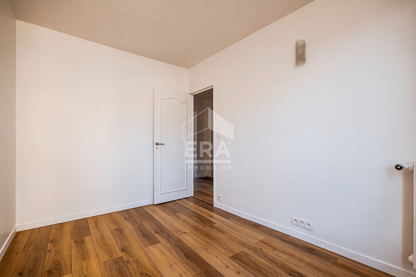 Vente Appartement à Paris Batignolles-Monceaux 17e arrondissement 3 pièces