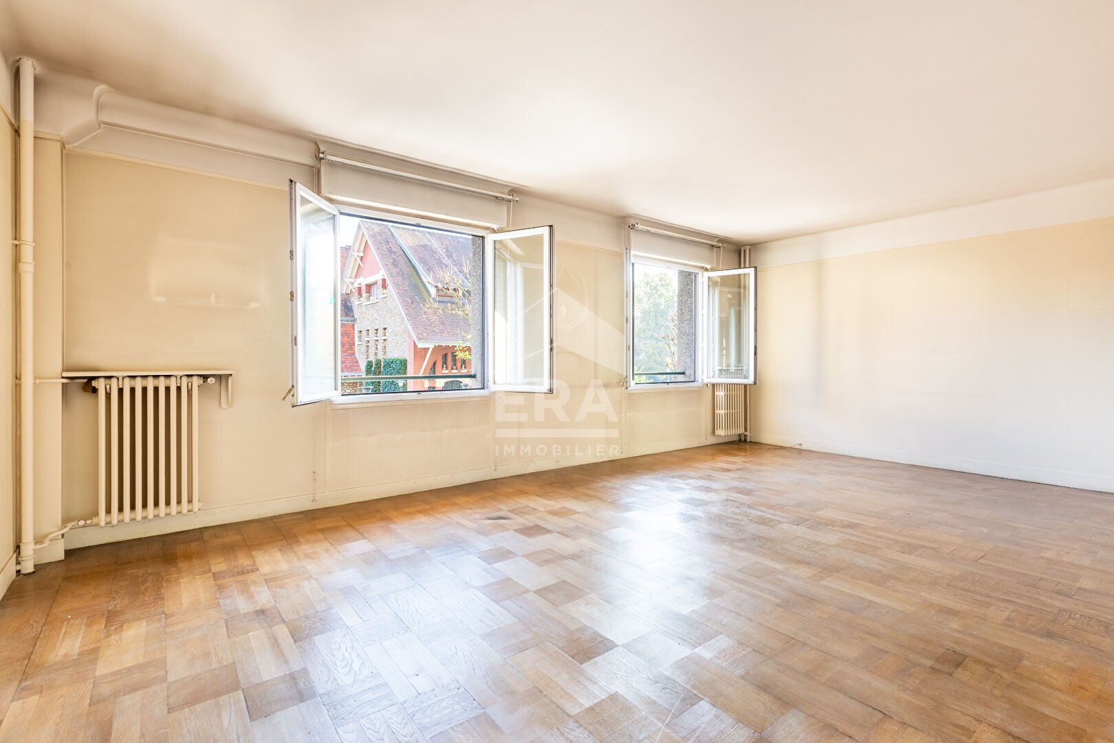 Vente Appartement à Courbevoie 5 pièces